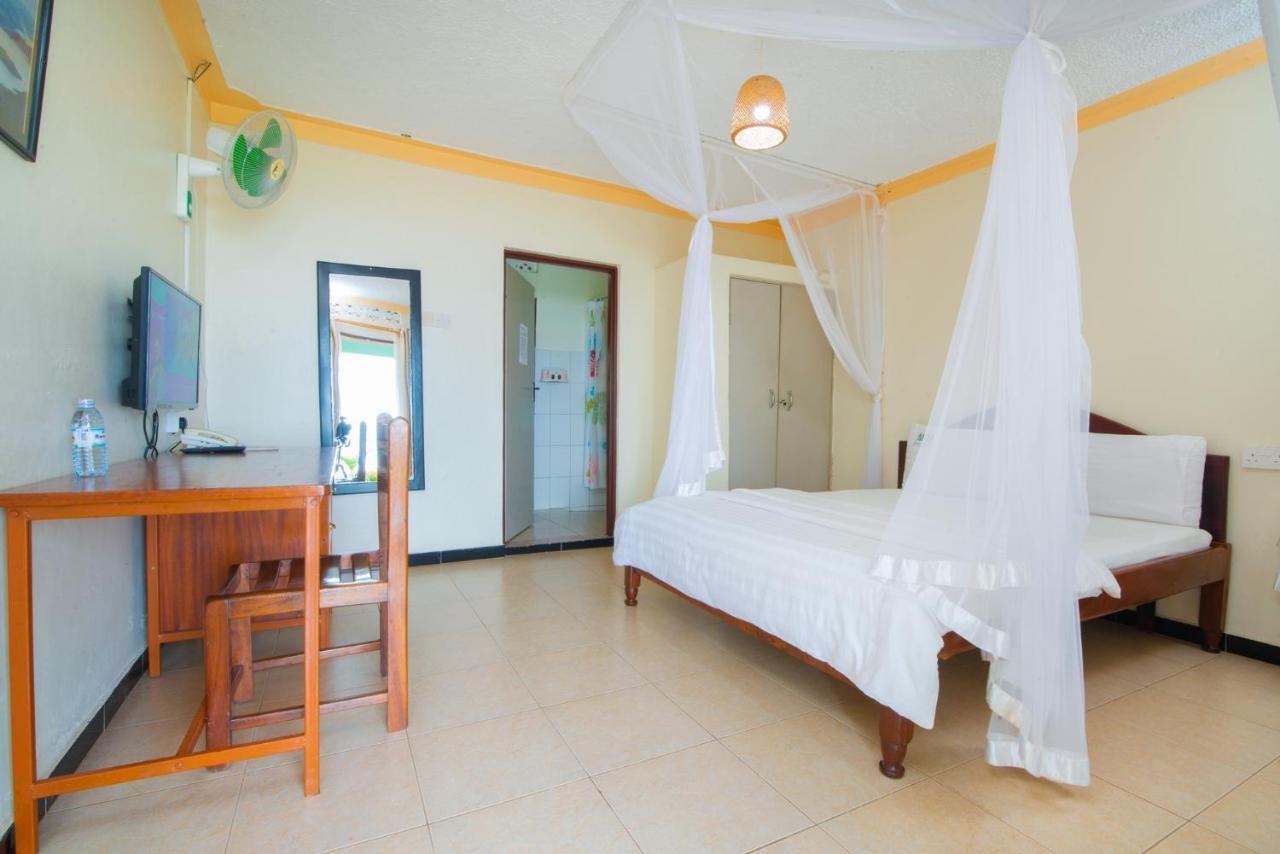 Mirembe Resort Beach Hotel Ssese Kalangala Dış mekan fotoğraf